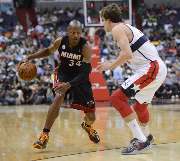 士公牛各3 士公牛各3