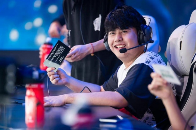 着身边的每 着身边的每